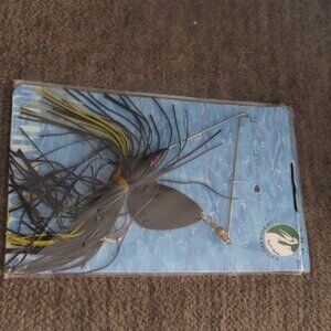 VINTAGE ABP FISHAHOLICS BLADED JIG OR "CHATTERBAIT" FISHING LURE